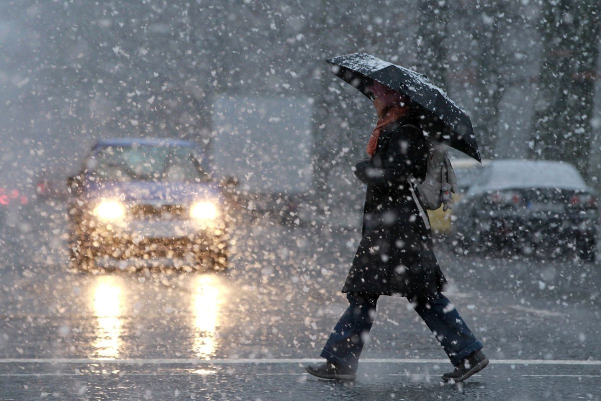 Синоптики предупреждают жителей Херсона об ухудшении погодных условий: ожидается мокрый снег