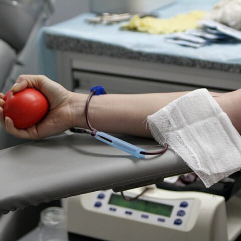 В Херсоне срочно нужны доноры: кровь необходима детям