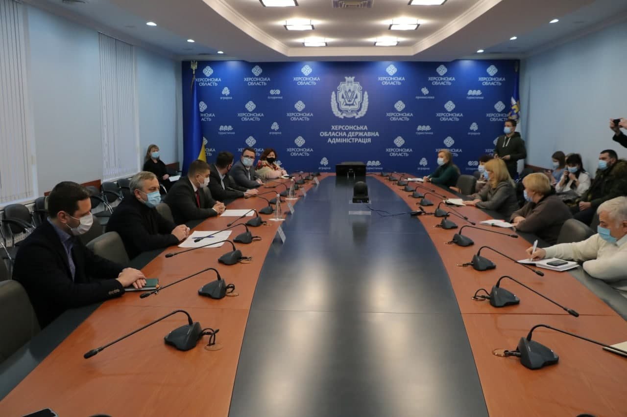 В Херсонской ОГА обсудили важные для крымчан вопросы