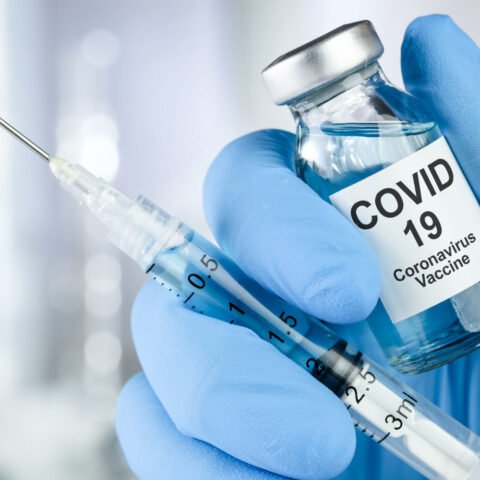 Вакцинация от COVID-19 начнется в феврале