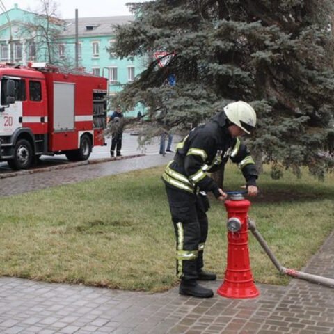 На улицах Херсона появились 20 новых пожарных гидрантов