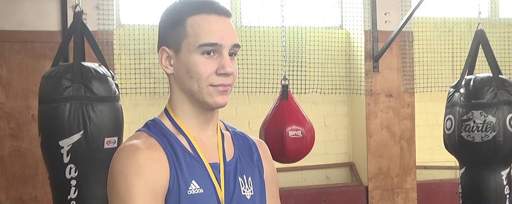 16-летний житель Херсонщины стал чемпионом Украины по боксу среди юниоров
