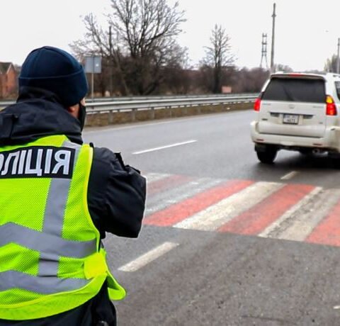 На 20 тысяч гривен за нарушение ПДД “попал” автолюбитель из Херсона