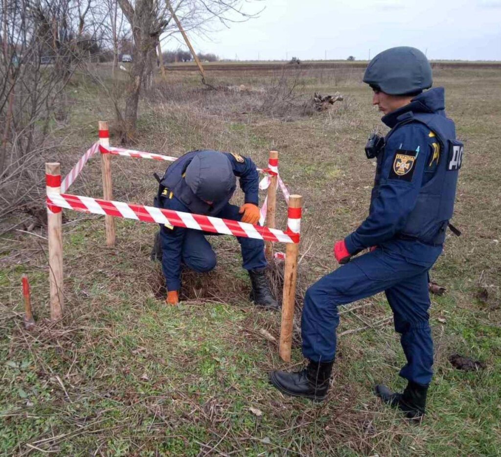 На Херсонщине уничтожили ещё один старый боеприпас времен войны