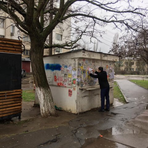 Снос незаконных ларьков в областном центре начался с предупреждений