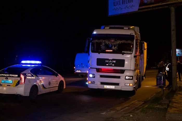 Транзитные авто в Херсонской области подвергаются воровским атакам