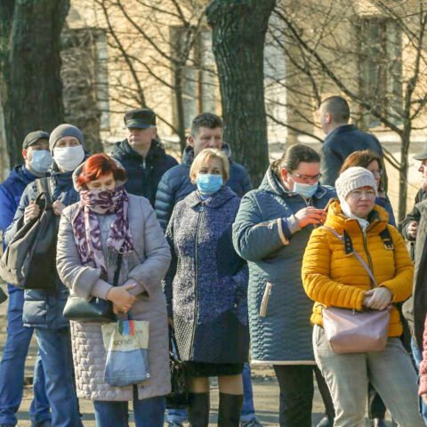 Украинцы не поддерживают введение полного локдауна в стране