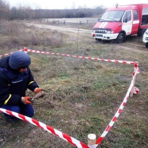 В Херсонской области уничтожили 6 боеприпасов времен войны