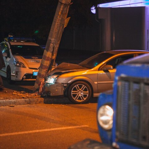 В Херсонской области из-за ДТП 16 тыcяч житeлeй ocтaлиcь бeз cвeтa