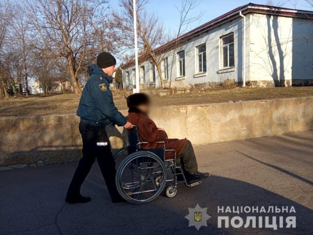 В Херсонской области полицейские помогли пенсионеру