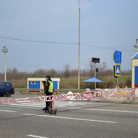 На въезде в Херсон со стороны Николаева будут проверять температуру у проезжающих