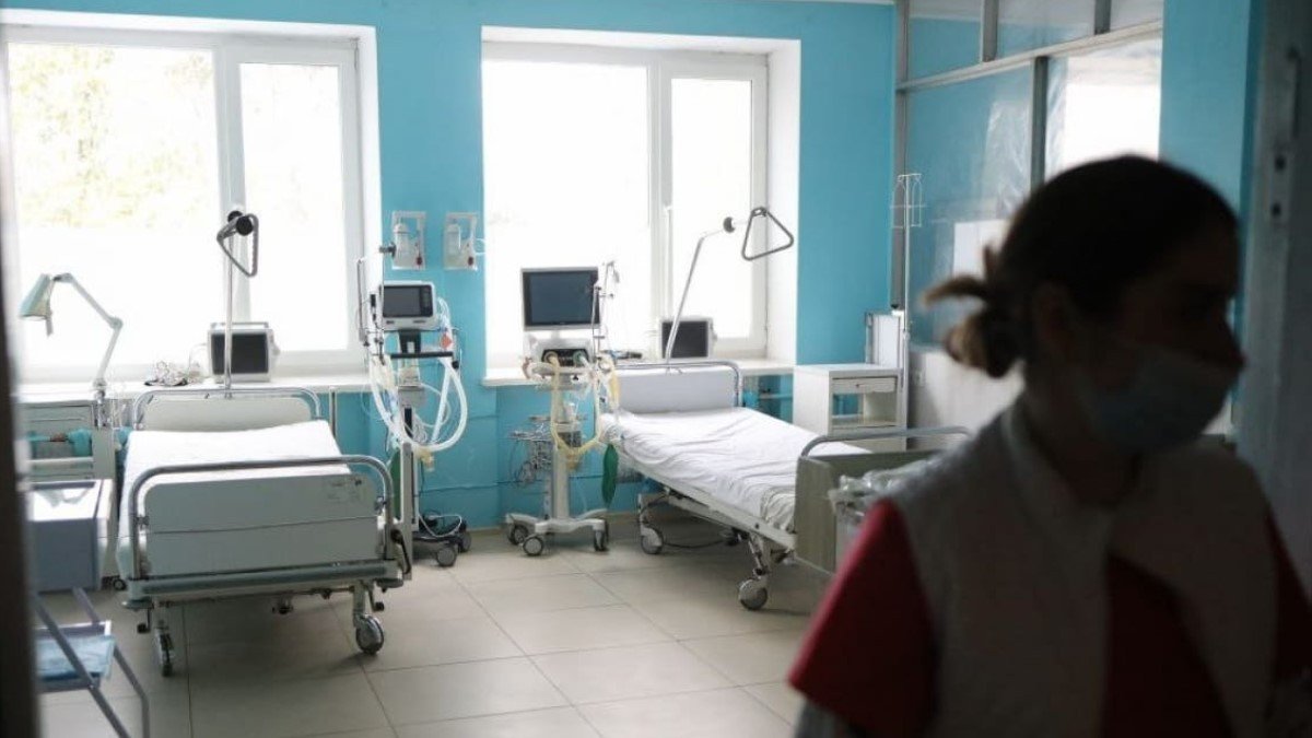 Причина - в двух пациентах: обнародованы результаты расследования вспышки COVID-19 в Херсонской областной больнице