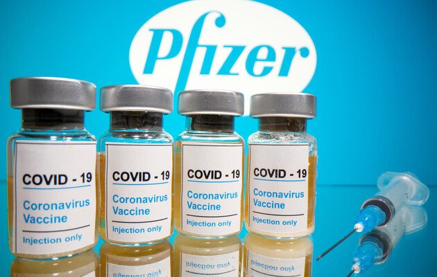 Украина договорилась о поставках 10 млн доз вакцины Pfizer