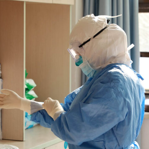 В Херсонской области за сутки 6 смертей и 200 новых случаев заболевания коронавирусом