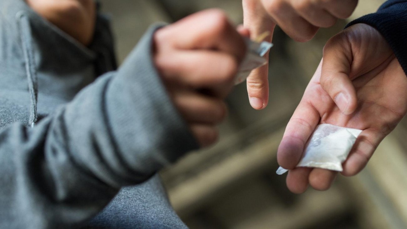 В Херсонской области полицейские перекрыли канал распространения опасных наркотиков