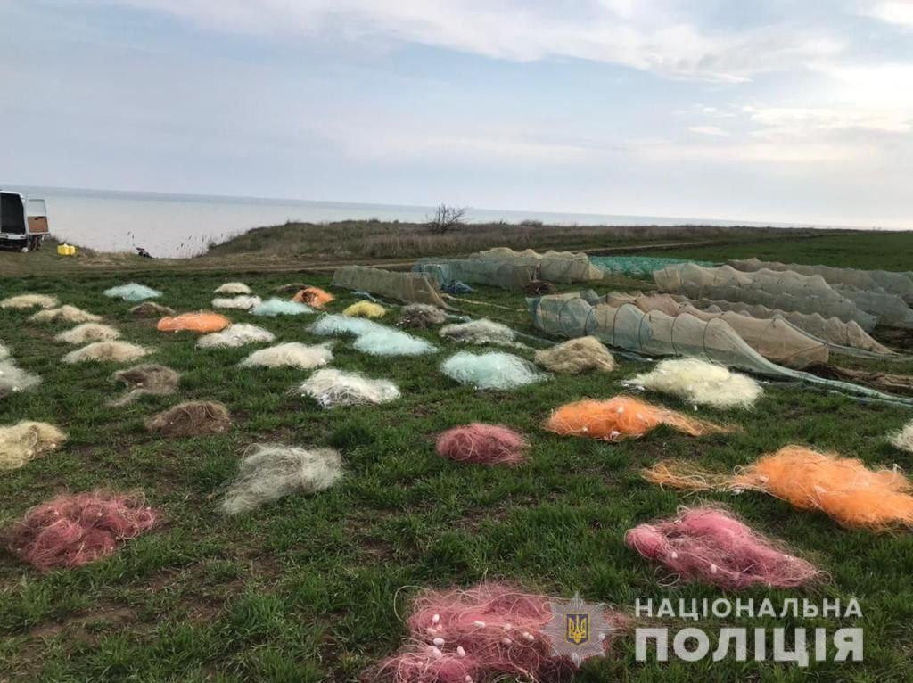 Водная полиция Херсонщины предупредила браконьерский вылов краснокнижных видов рыб на сумму более 1 млн гривен